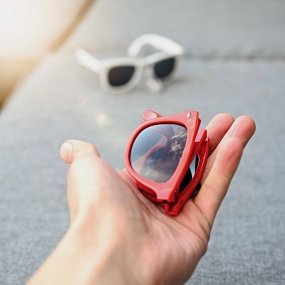 Sonnenbrille in Wayfarer-Ausführung