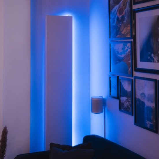 Selbstklebende LED-Beleuchtung (3 m) - zum Schließen ins Bild klicken