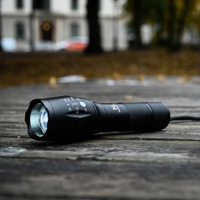 Wiederaufladbare LED-Taschenlampe