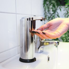 Automatische Seifenpumpe mit Sensor