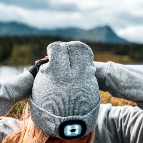 Beanie mit LED-Technik