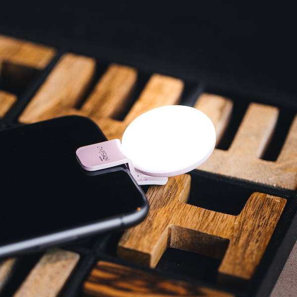 LED Selfie Lampe - zum Schließen ins Bild klicken