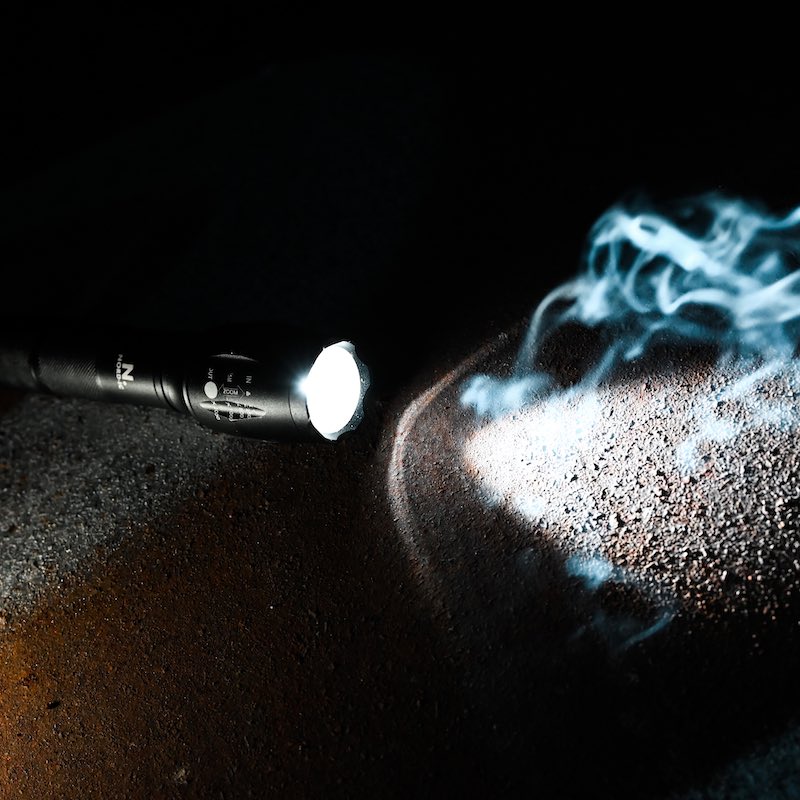 LED-Taschenlampe - Wiederaufladbar (USB)